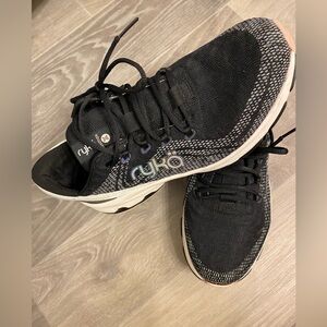 Ryka Black Shoes
